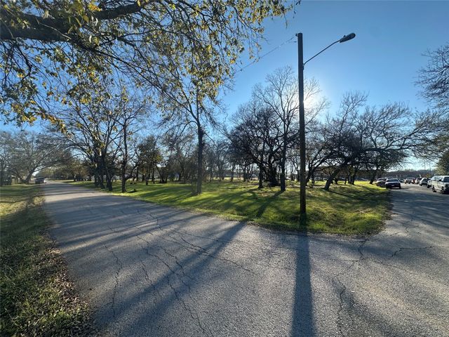 TBD E Freeman Street, Ennis, TX 75119