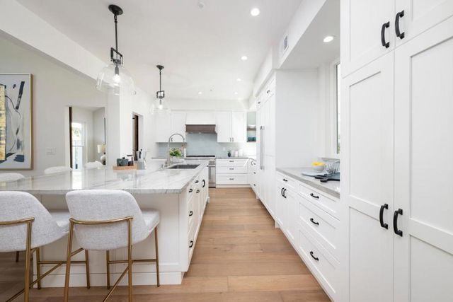 104 Mendocino Way, Redwood City, CA 94065