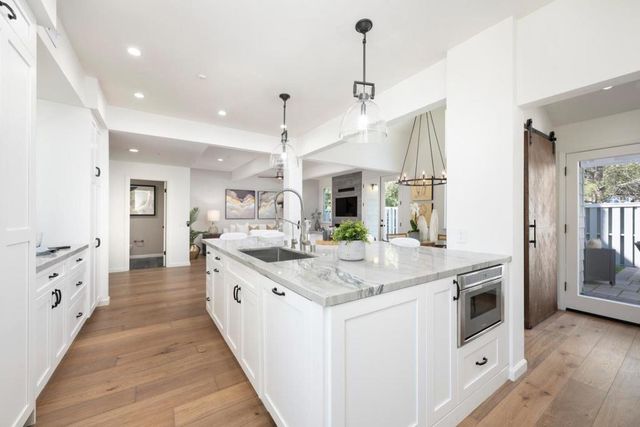 104 Mendocino Way, Redwood City, CA 94065