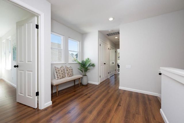 104 Mendocino Way, Redwood City, CA 94065