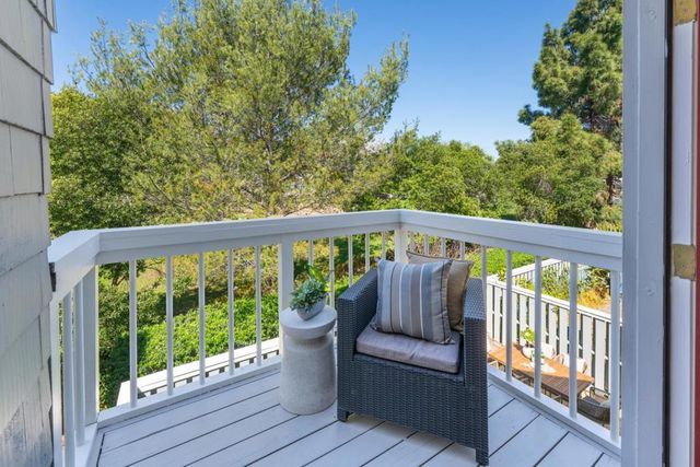 104 Mendocino Way, Redwood City, CA 94065