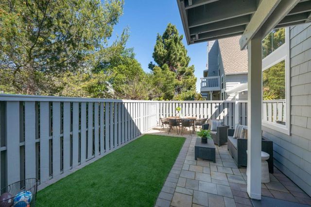 104 Mendocino Way, Redwood City, CA 94065