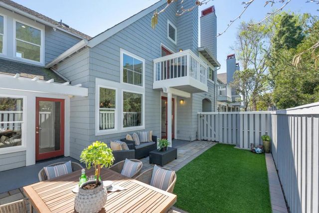 104 Mendocino Way, Redwood City, CA 94065