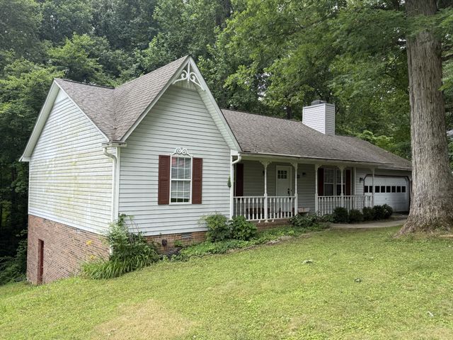 762 Spring Valley Rd, Cookeville, TN 38501