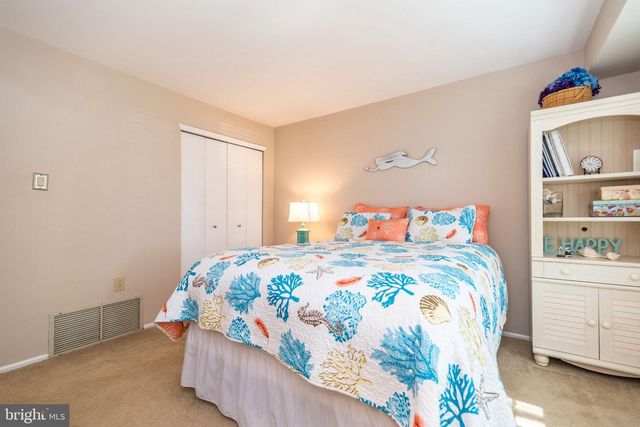 409 SOCIETY PL, Newtown, PA 18940