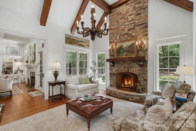 508 Hideaway Ridge Court, Matthews, NC 28105
