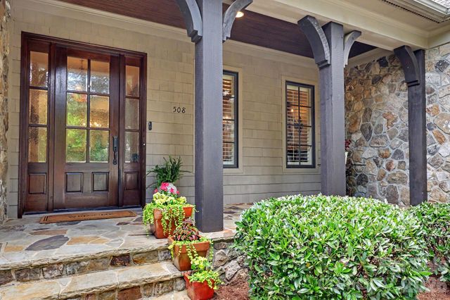 508 Hideaway Ridge Court, Matthews, NC 28105