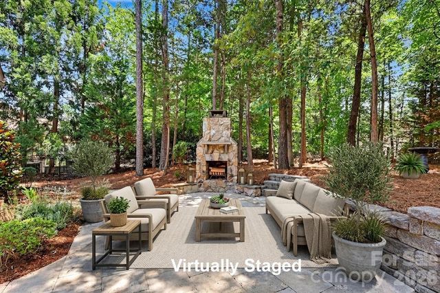 508 Hideaway Ridge Court, Matthews, NC 28105