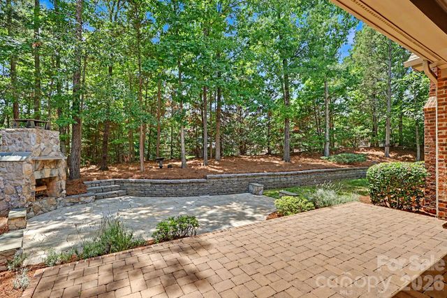 508 Hideaway Ridge Court, Matthews, NC 28105
