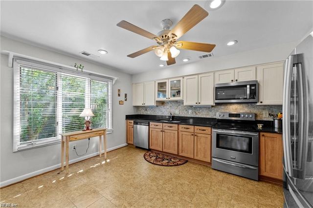117 78th ST, Virginia Beach, VA 23451