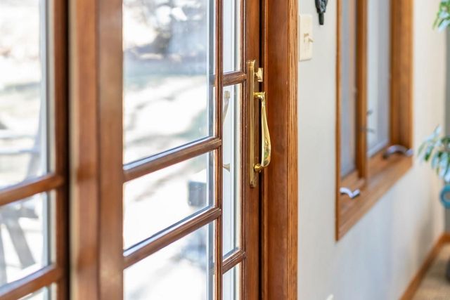 710 3rd Avenue, Charles City, IA 50616