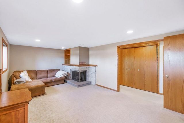 710 3rd Avenue, Charles City, IA 50616