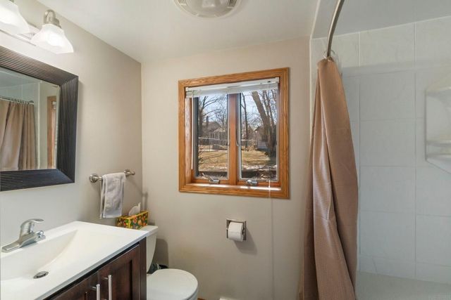 710 3rd Avenue, Charles City, IA 50616