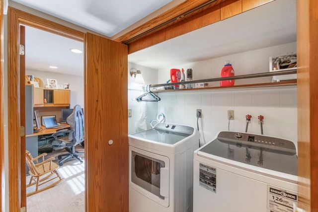 710 3rd Avenue, Charles City, IA 50616