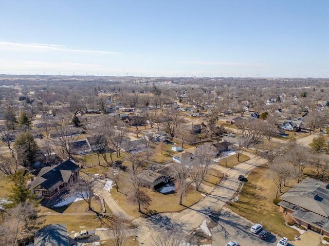 710 3rd Avenue, Charles City, IA 50616