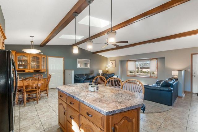 710 3rd Avenue, Charles City, IA 50616