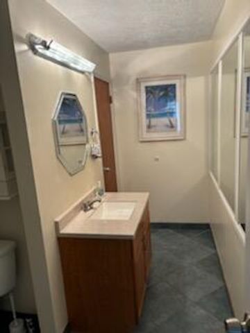 8350 SE Sweetbay Drive, Hobe Sound, FL 33455