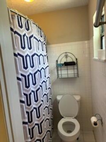 8350 SE Sweetbay Drive, Hobe Sound, FL 33455