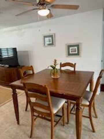 8350 SE Sweetbay Drive, Hobe Sound, FL 33455