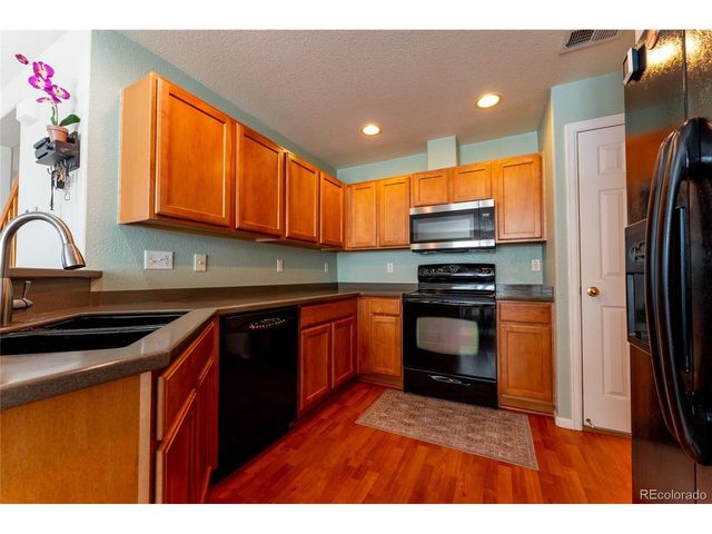 17285 E Wyoming Pl, Aurora, CO 80017