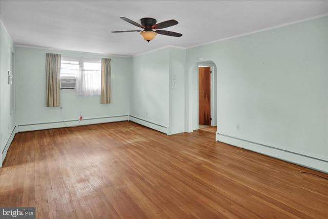 1223 MARGARET, Reading, PA 19612
