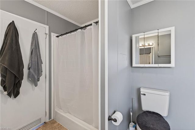 1225 Skylark DR, Virginia Beach, VA 23453