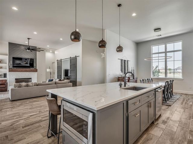 2446 NW 220th Terrace, Edmond, OK 73025