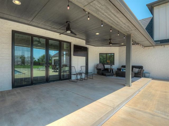 2446 NW 220th Terrace, Edmond, OK 73025