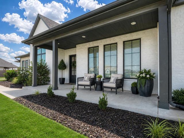2446 NW 220th Terrace, Edmond, OK 73025