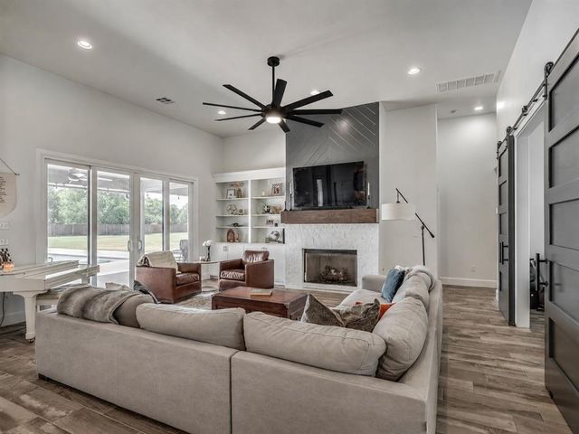 2446 NW 220th Terrace, Edmond, OK 73025