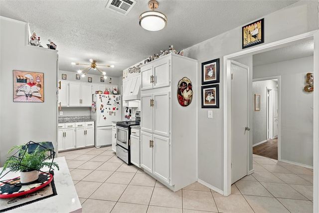 8500 S Youngs Boulevard, Oklahoma City, OK 73159