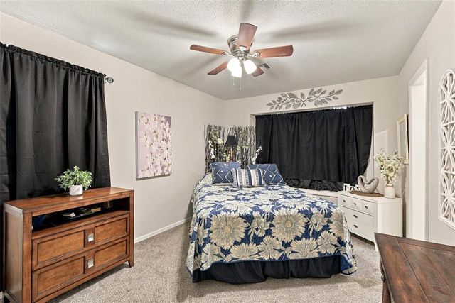 8500 S Youngs Boulevard, Oklahoma City, OK 73159