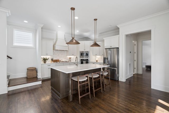 1214 Porter St, NW, Franklin, TN 37064