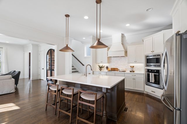 1214 Porter St, NW, Franklin, TN 37064