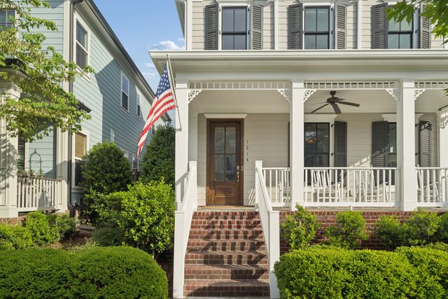 1214 Porter St, NW, Franklin, TN 37064