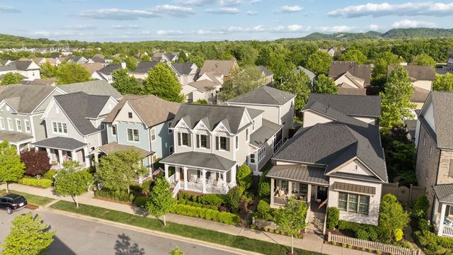 1214 Porter St, NW, Franklin, TN 37064