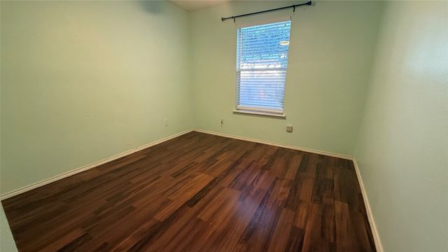 519 Cross Cut Drive, Arlington, TX 76018