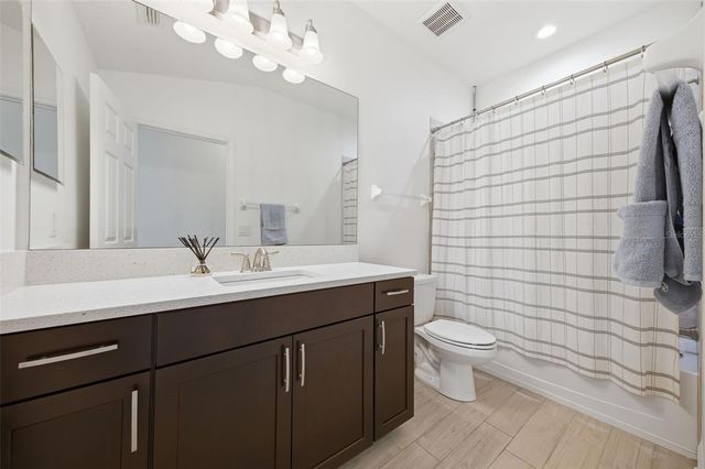 11539 CROWNED SPARROW LANE, Tampa, FL 33626