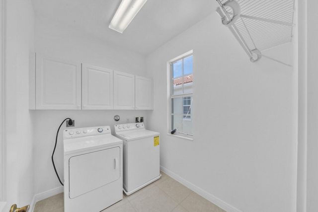 8304 NW 8th Terrace, Boca Raton, FL 33487