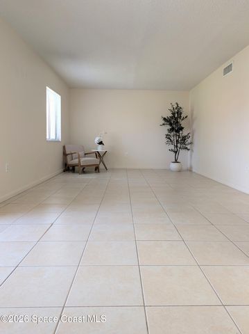 121 San Juan Circle, Melbourne, FL 32935
