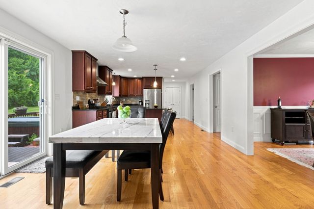 2 Zackney Drive, Billerica, MA 01821