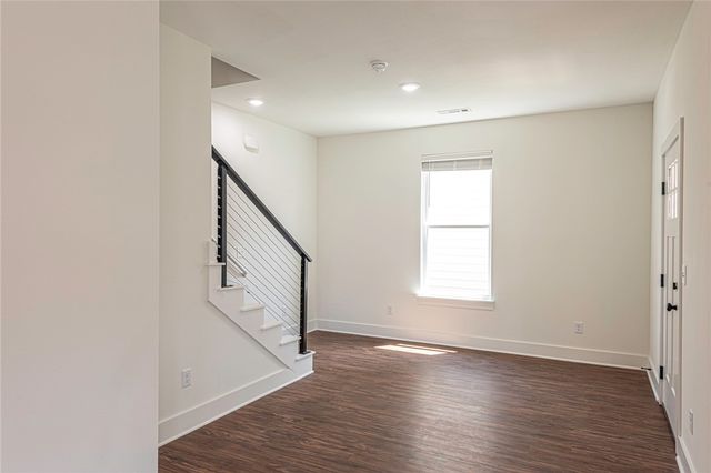 1047 S Laramie Heights, Fayetteville, AR 72704