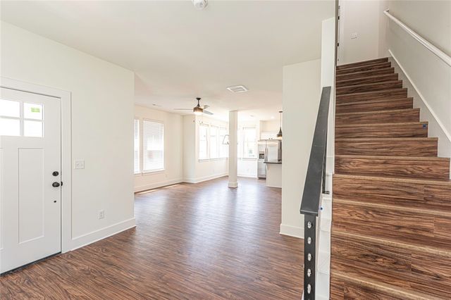 1047 S Laramie Heights, Fayetteville, AR 72704