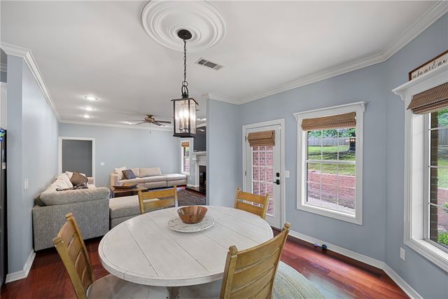 115 Hillcrest Drive, Russellville, AR 72802