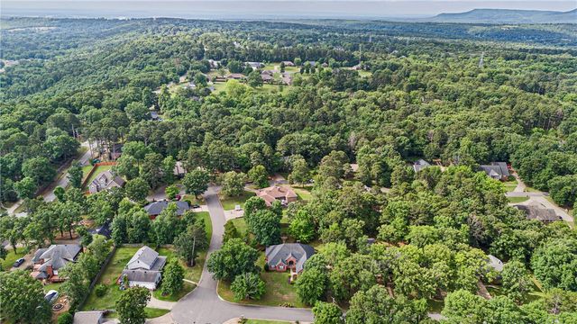 115 Hillcrest Drive, Russellville, AR 72802