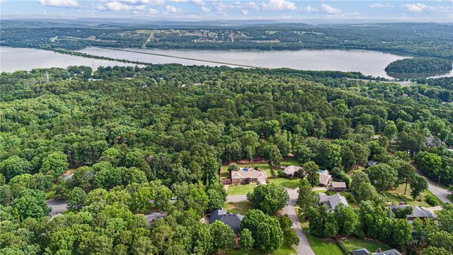 115 Hillcrest Drive, Russellville, AR 72802