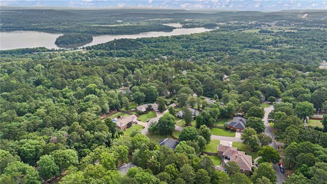 115 Hillcrest Drive, Russellville, AR 72802