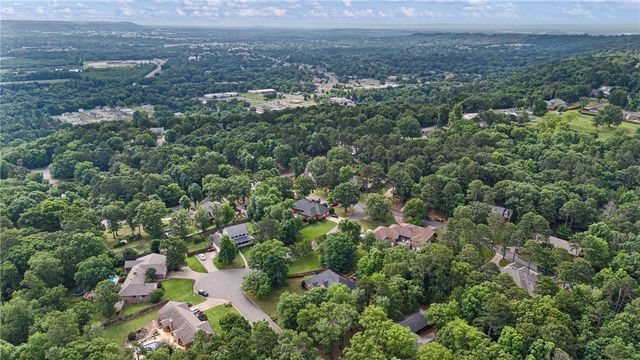 115 Hillcrest Drive, Russellville, AR 72802