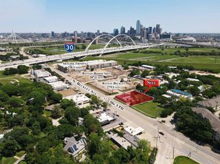 1620 N Beckley Avenue, Dallas, TX 75203