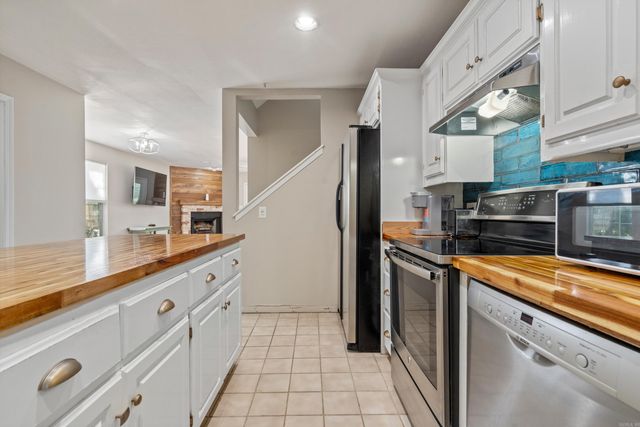 112 Lake Pointe Cove, Hot Springs, AR 71913